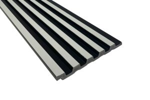 5 Slat - 122mm x 2.6mt Sulcado Panel (Silver Metallic)